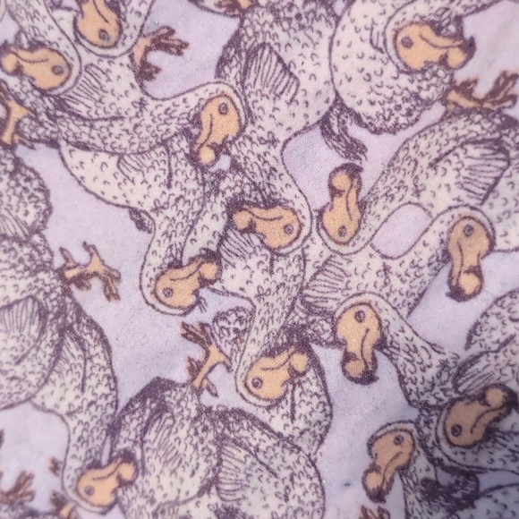 Lularoe pink dodo novelty print leggings - Picture 2 of 4